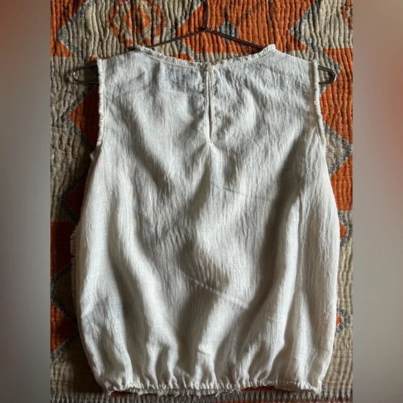 Max Studio Ruffle Front Sleeveless Top - Picture 3 of 5